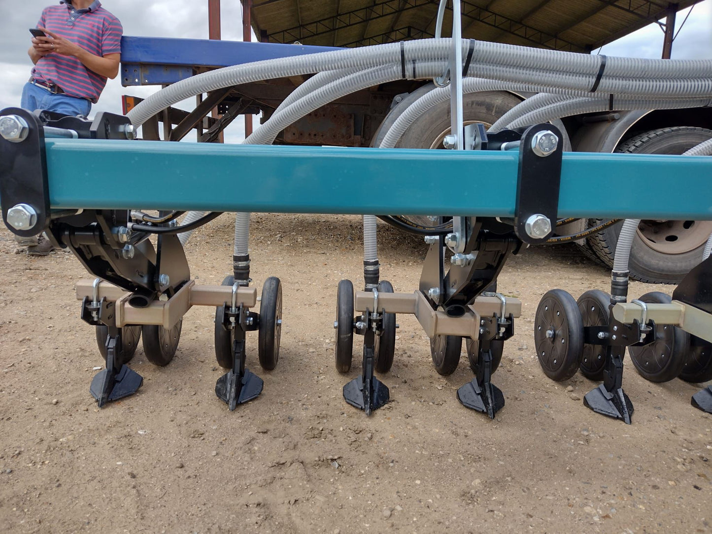 Landwrx Inter Row Drill