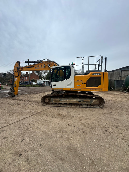 Liebherr R922